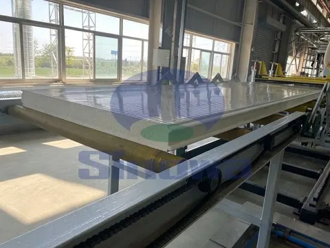 How To Solve The Problem Of Panel Edge Cracking In The Fully Automatic PU Sandwich Panel Production Line?